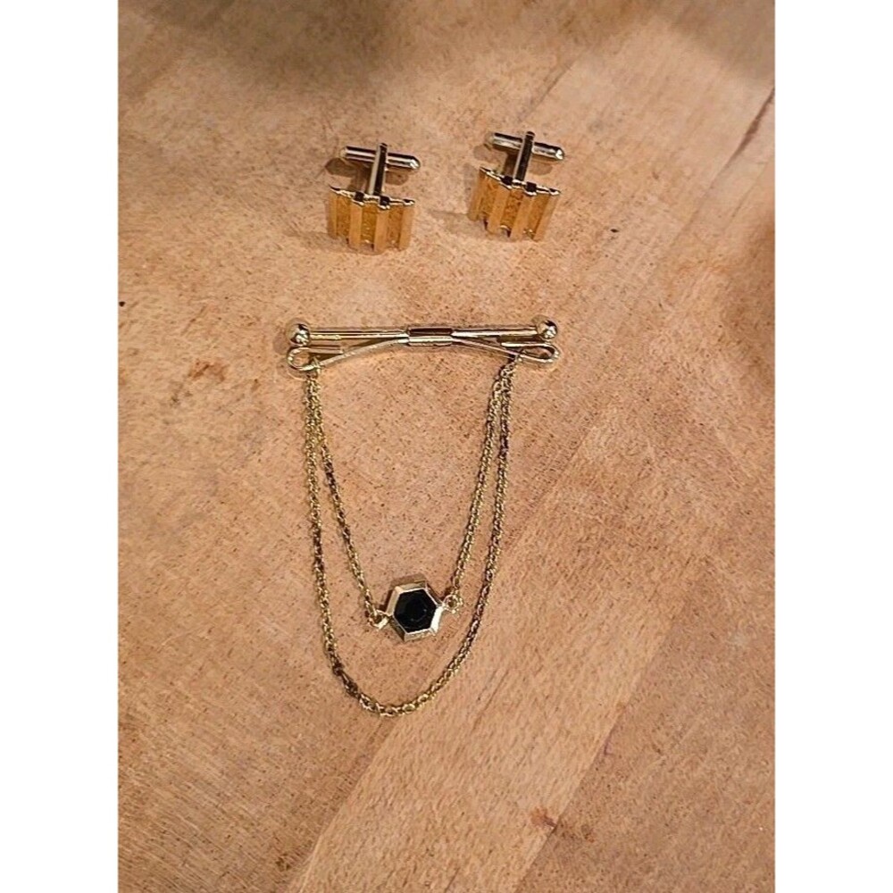 Vintage Gold Tone Cufflinks And Tie Clip Set Prom Suit Accessories